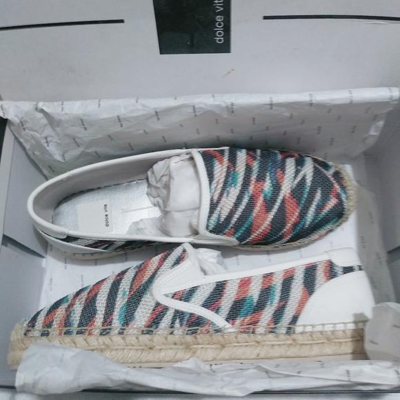 Dolce Vita espadrille flats - Picture 2 of 16